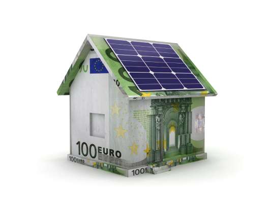panneaux solaires rentables sur maison en billets verts