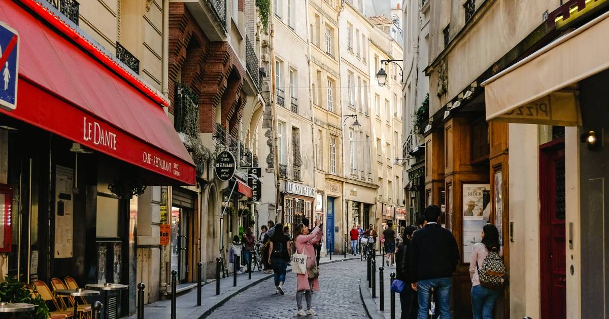 Une belle rue parisienne 