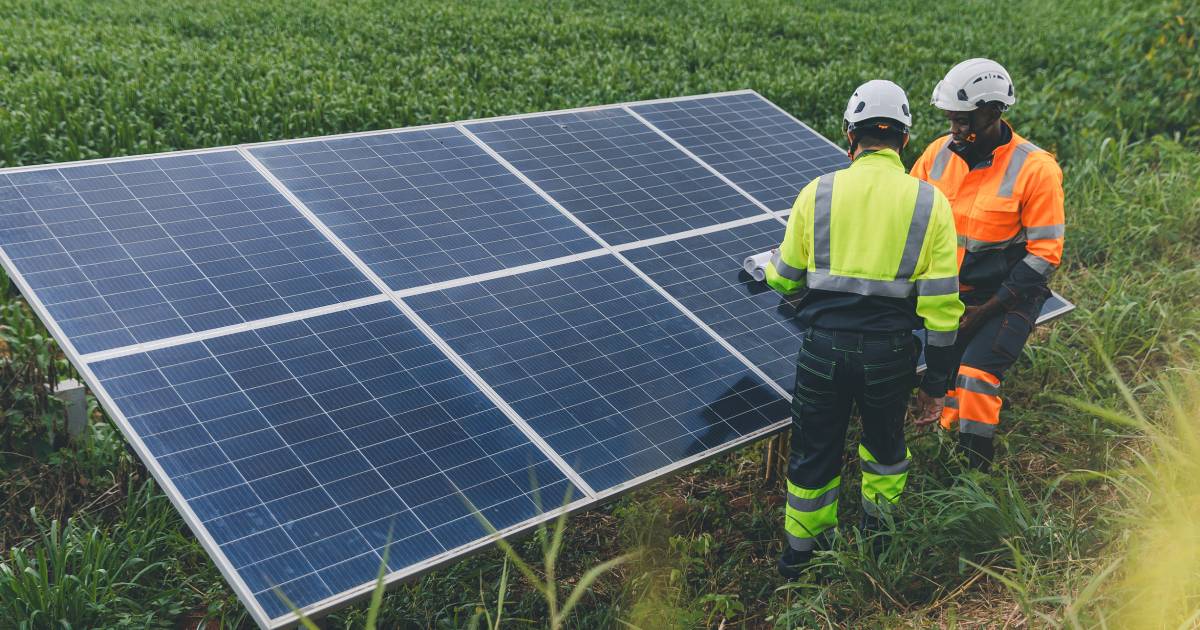 Panneaux dans les normes du RE2020