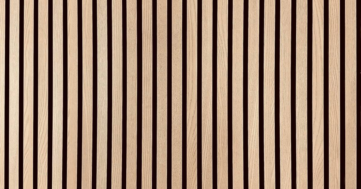 un claustra en bois intérieur